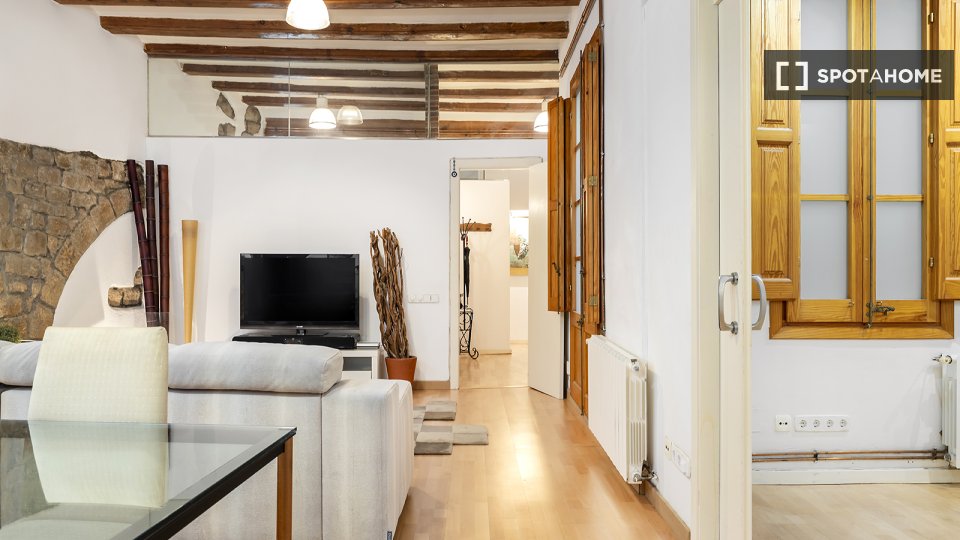 Apartment Barcelona, 2 beds — photo 16
