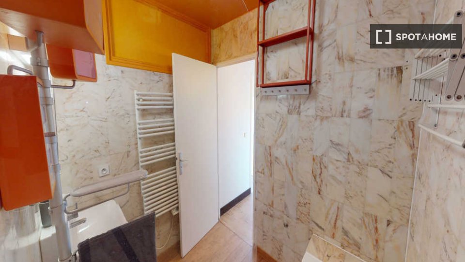 Double room Paris, 8 beds, 150m² — photo 16