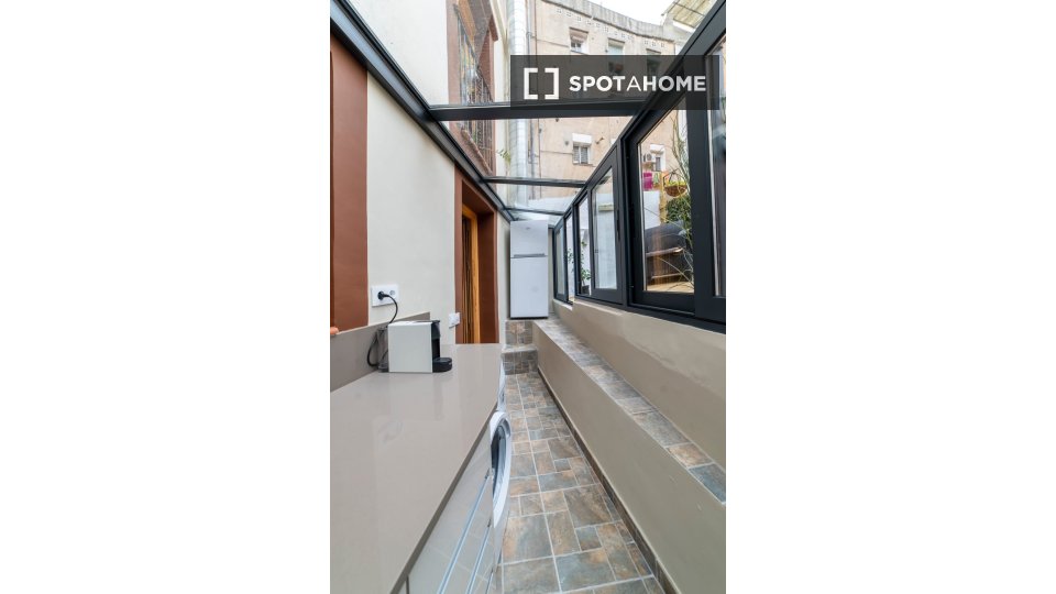 Apartment mono Barcelone, 43m² — photo 4