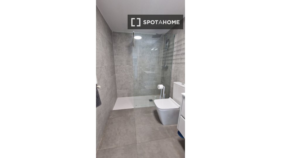Apartment mono Madrid, 110m² — photo 3