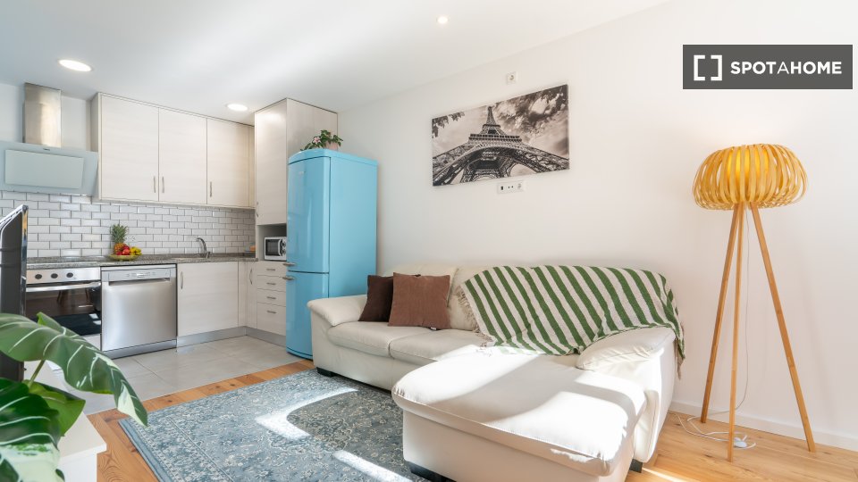 3-bedroom apartment for rent in Porto, Porto (ref: 1087763) | Spotahome