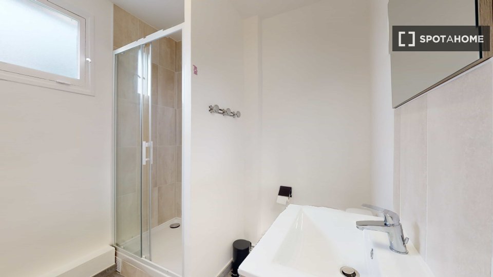 Double room Paris, 12 beds — photo 29