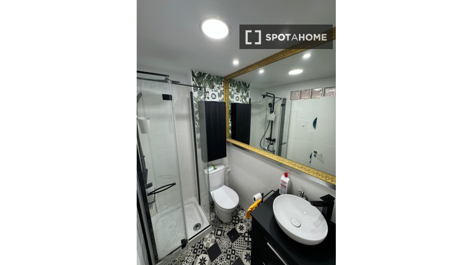 Apartment Madrid, 2 beds — photo 10