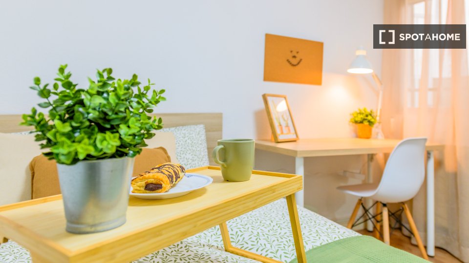 Double room Madrid, 4 beds — photo 14