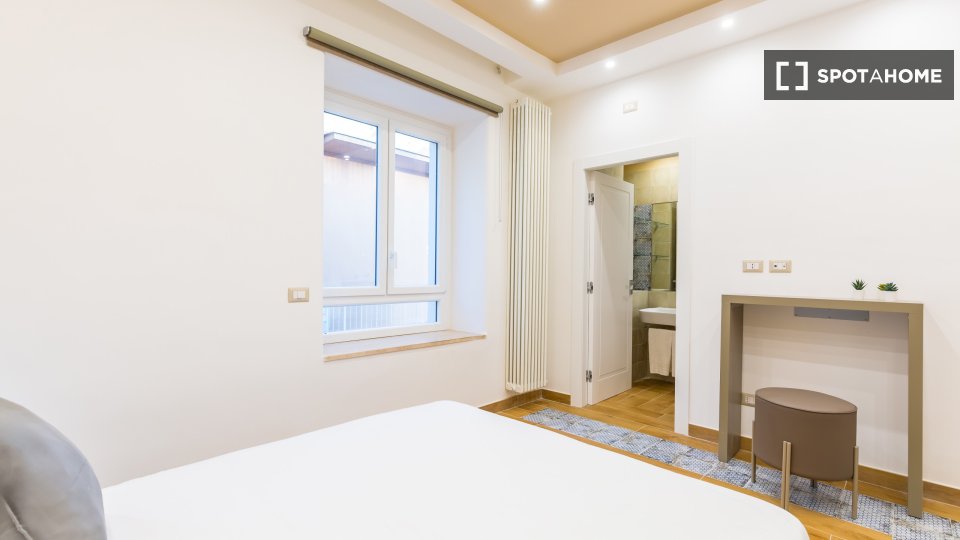 Apartment Naples, 2 beds — photo 18