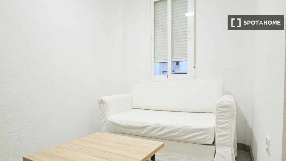 Apartment Madrid, 1 bed — photo 11