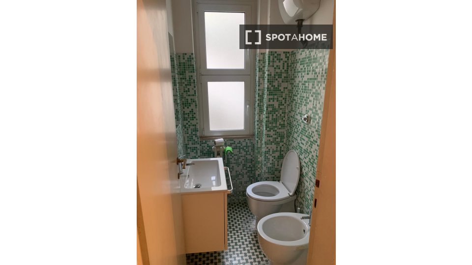 Double room Rome, 5 beds — photo 2