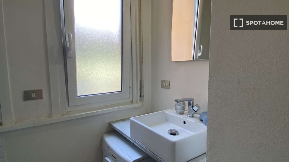Apartment Milan, 1 bed, 45m² — photo 4