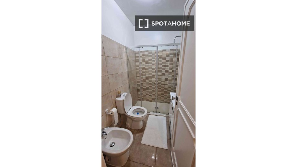 Apartment mono Lisbon, 55m² — photo 9