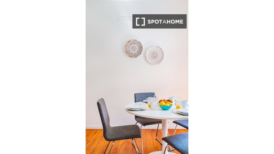 Apartment Lisbon, 2 beds — photo 11