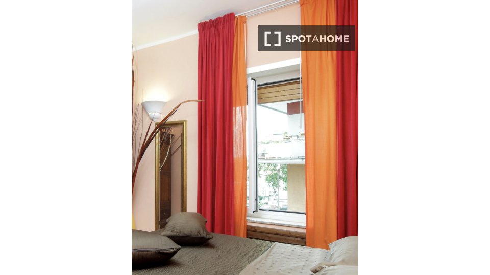 Double room Rome, 4 beds, 94m² — photo 10
