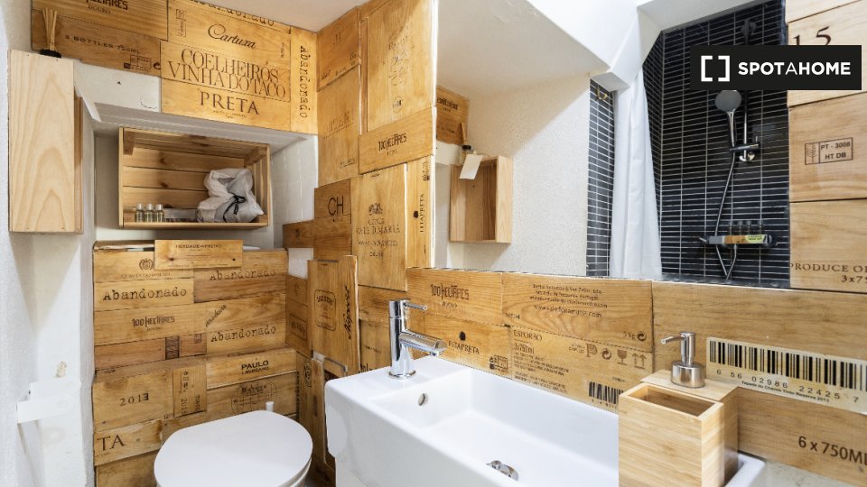 Apartment Lisbon, 1 bed — photo 9