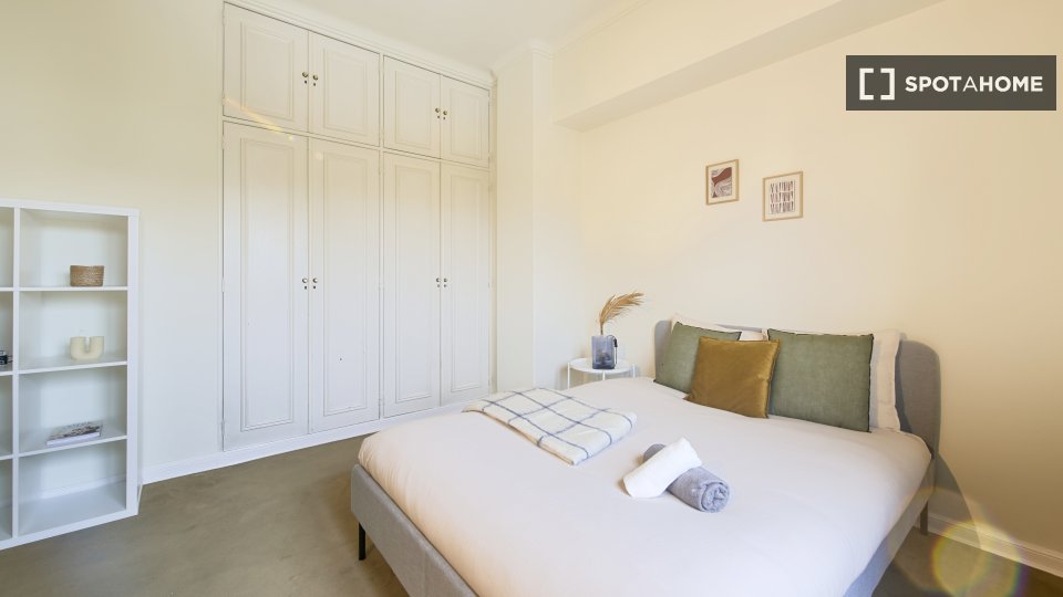 Double room Lisbon, 7 beds — photo 8