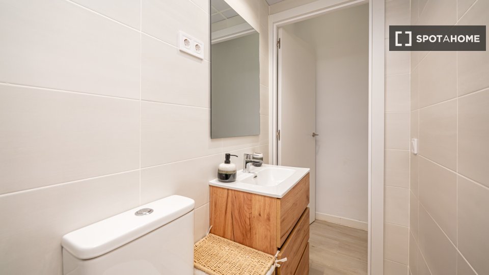 Apartment Madrid, 2 beds, 50m² — photo 15