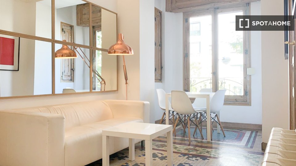 Double room Madrid, 4 beds, 60m² — photo 4