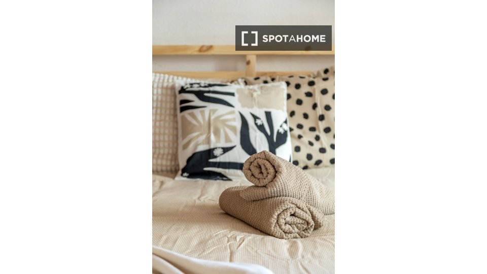 Double room Budapest, 4 beds, 105m² — photo 1