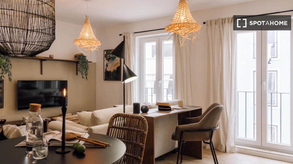 Apartment Lisbon, 1 bed — photo 1