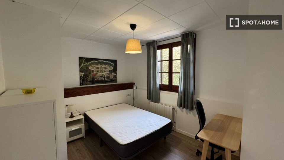 Double room Barcelona, 6 beds, 227m² — photo 16
