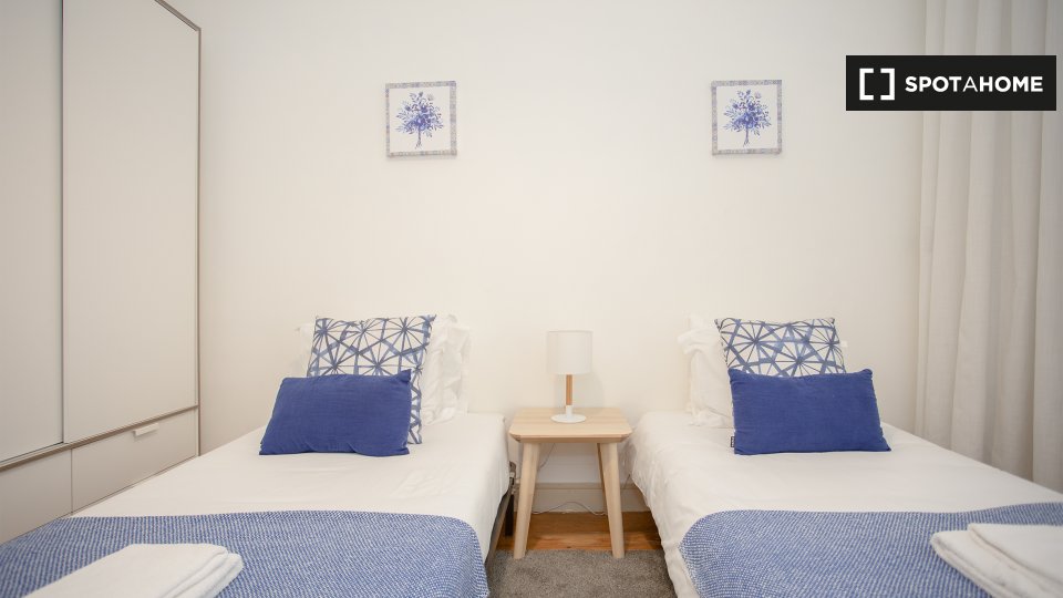 Apartment Porto, 3 beds, 115m² — photo 17