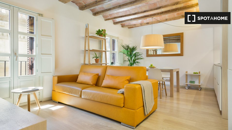 Apartment Barcelona, 2 beds, 57m² — photo 6
