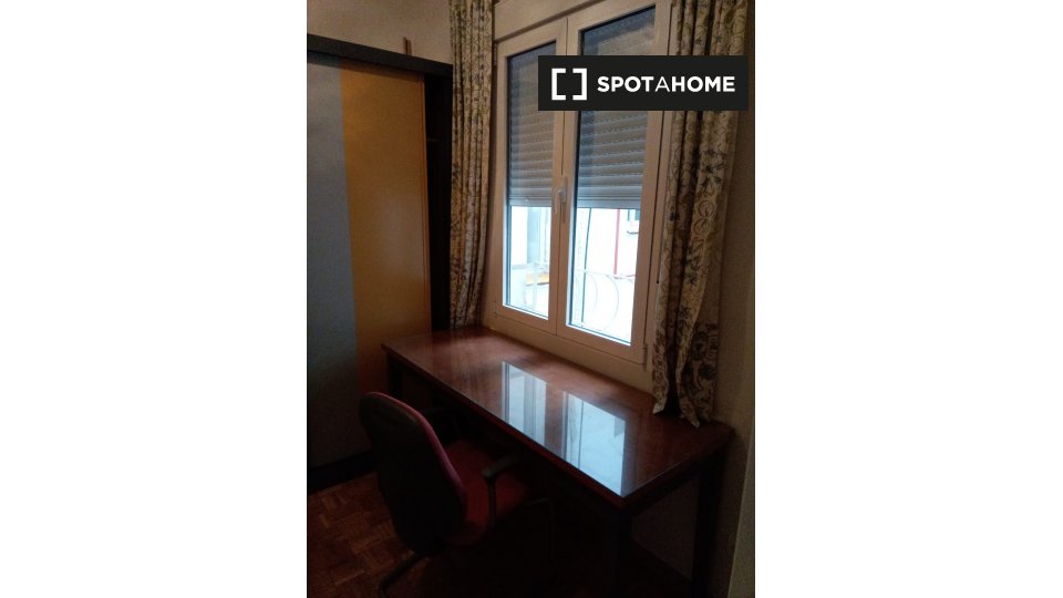 Double room Madrid, 4 beds, 119m² — photo 5