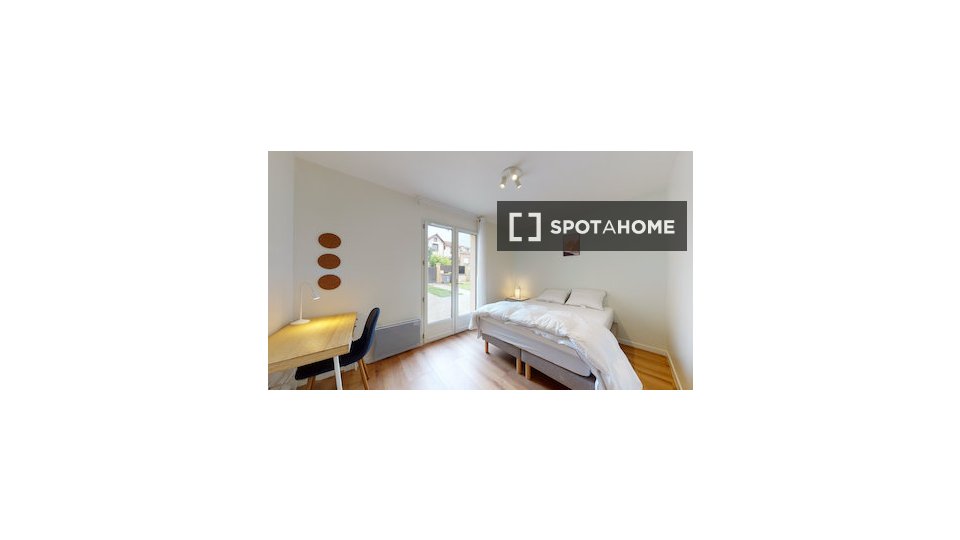 Double room Paris, 21 beds — photo 1