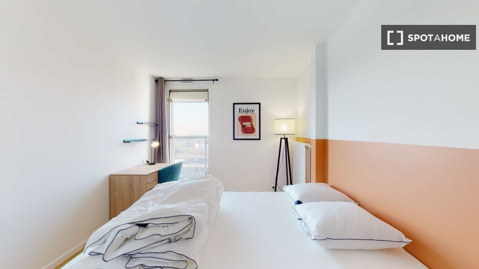 Double room Paris, 12 beds — photo 1