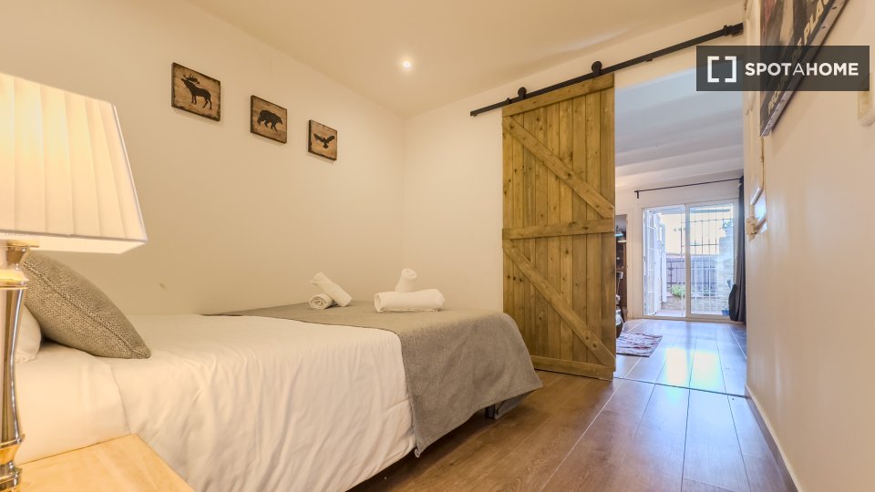 Apartment Barcelona, 2 beds, 80m² — photo 13