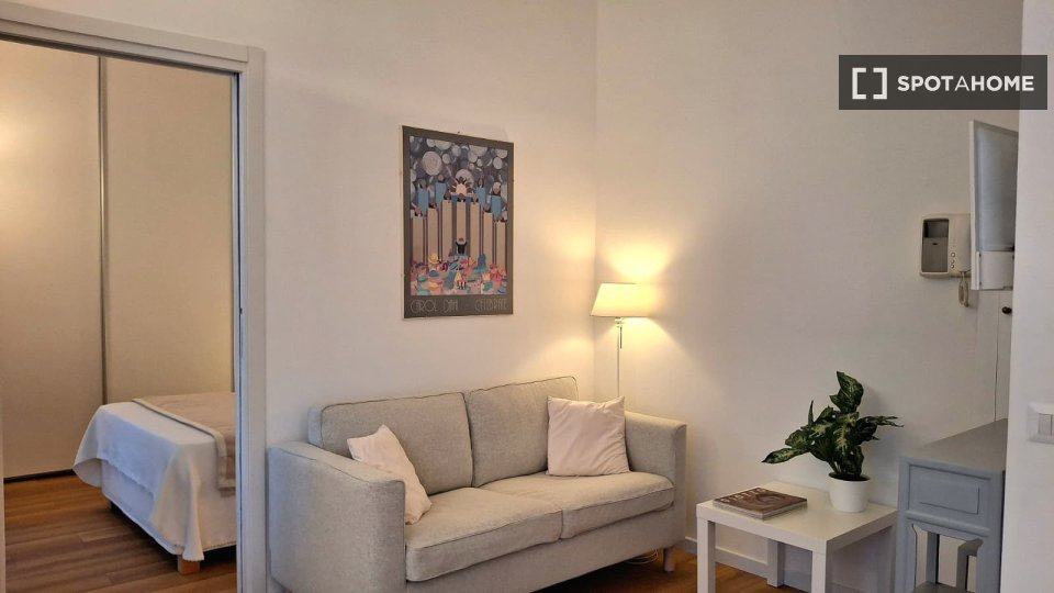 Apartment Milan, 1 bed — photo 18