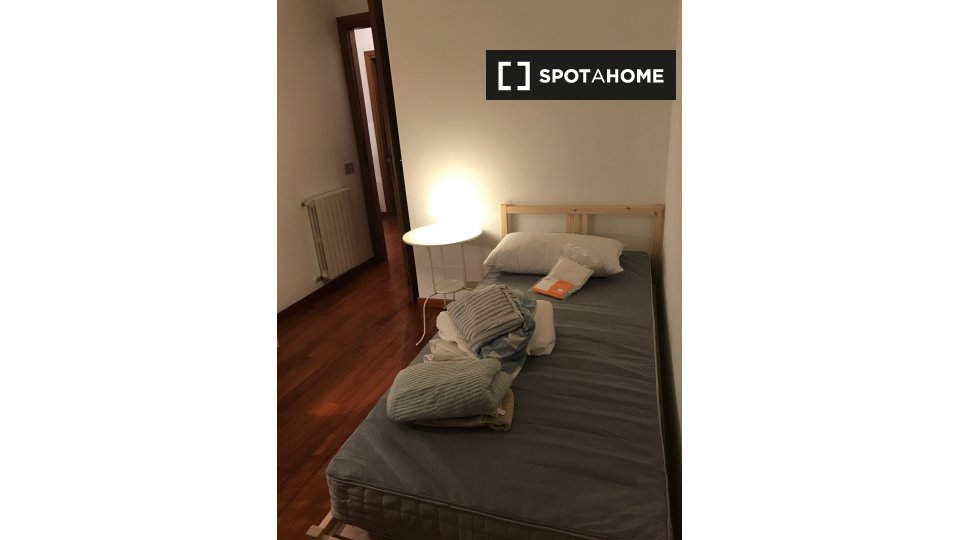Double room Rome, 4 beds — photo 17