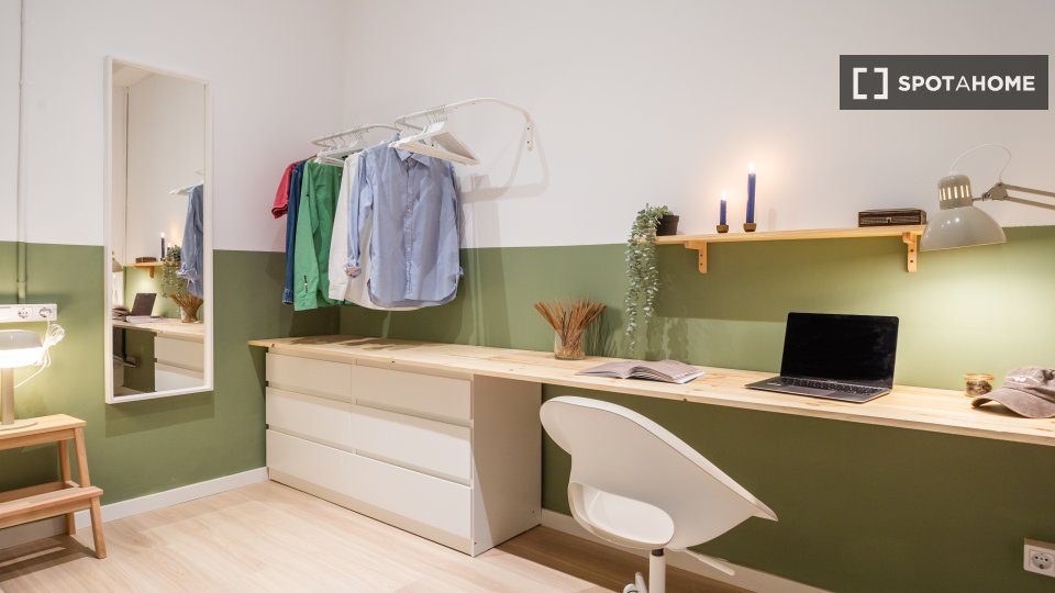 Double room Barcelona, 6 beds — photo 13
