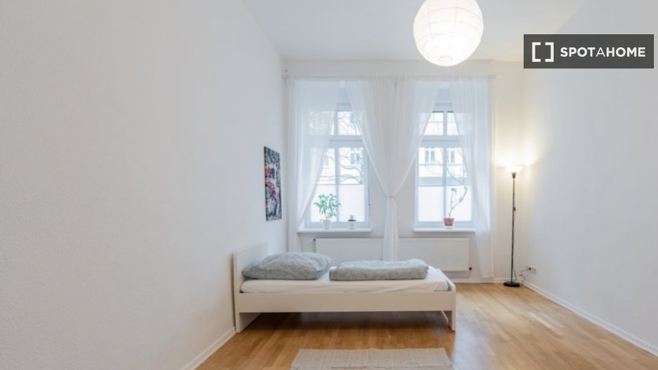 Apartment Berlin, 4 beds, 102m² — photo 13