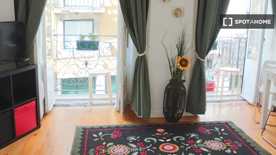 Apartment Lisbon, 1 bed — photo 8