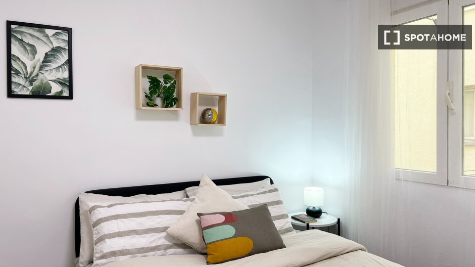 Double room Madrid, 7 beds — photo 2