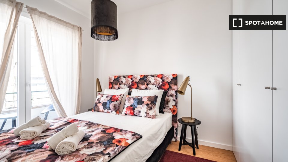 Apartment Lisbon, 2 beds — photo 13