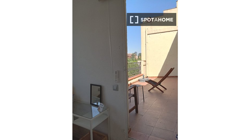 Double room Madrid, 4 beds — photo 64