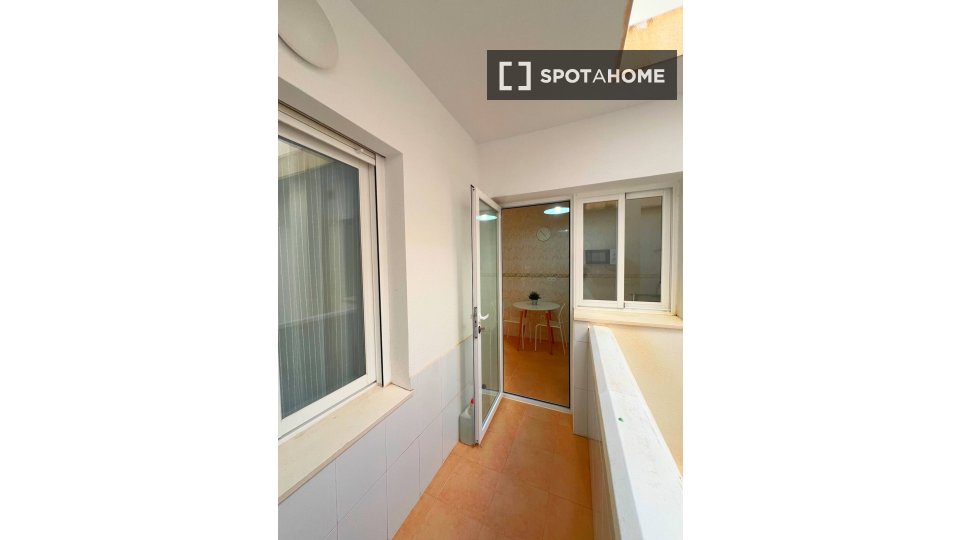 Apartment Malaga, 2 beds — photo 17