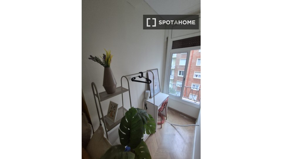 Double room Barcelona, 8 beds, 150m² — photo 8
