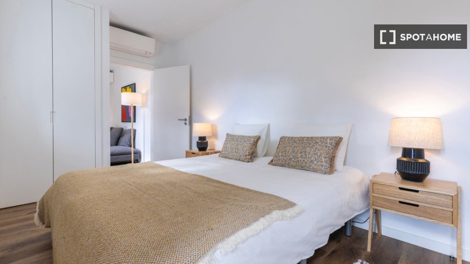 Apartment Lisbon, 2 beds — photo 2