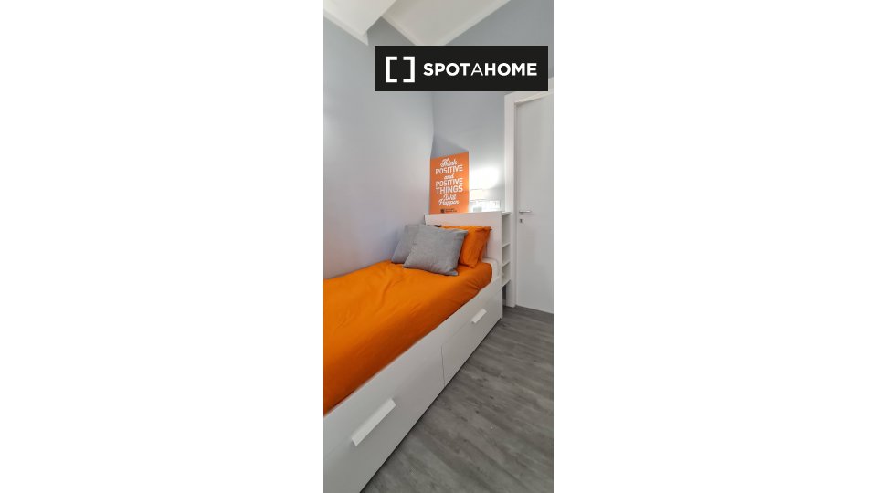 Double room Rome, 6 beds — photo 10