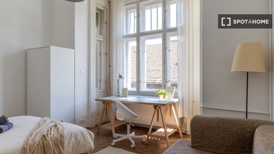 Double room Budapest, 3 beds — photo 7