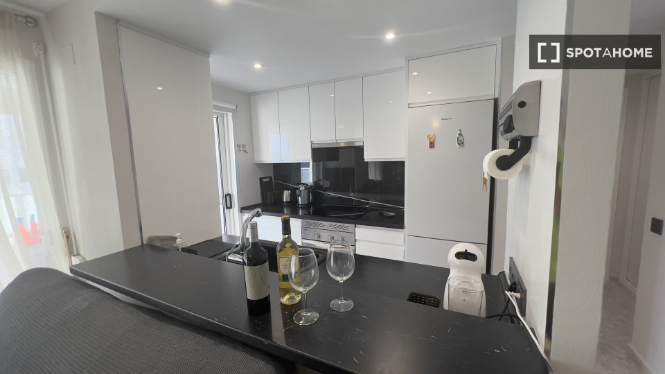Apartment Valencia, 2 beds, 70m² — photo 11