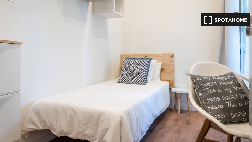 Double room Barcelona, 7 beds — photo 9