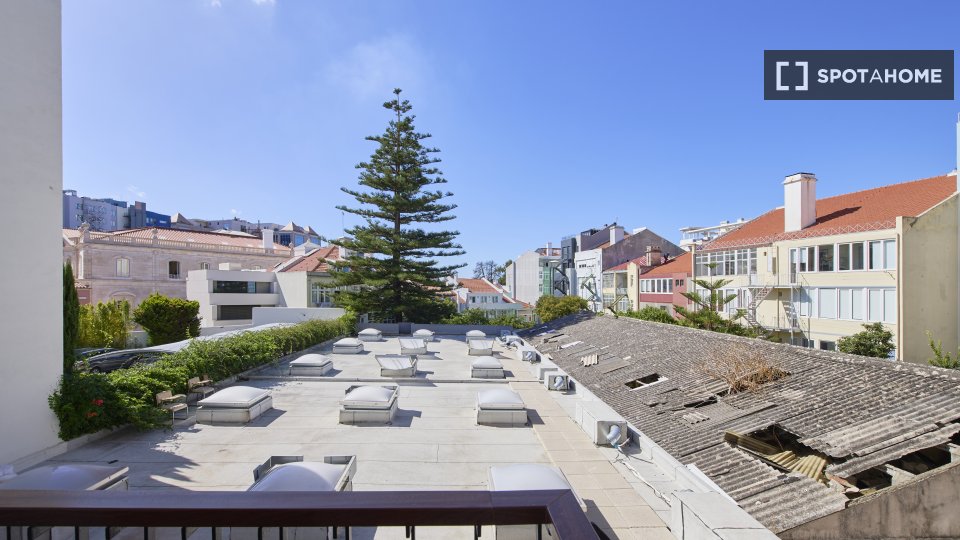 Apartment Lisbon, 1 bed — photo 14