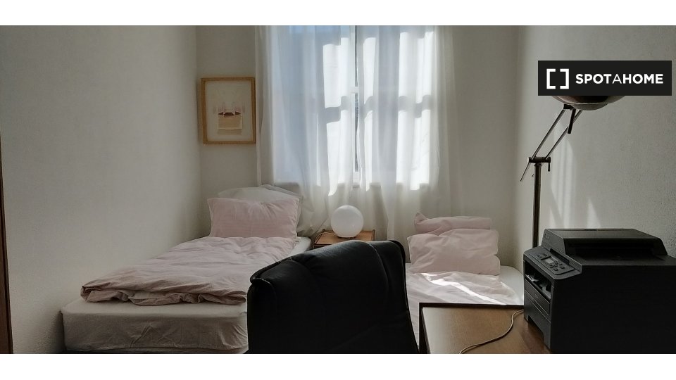 Double room Porto, 2 beds — photo 11