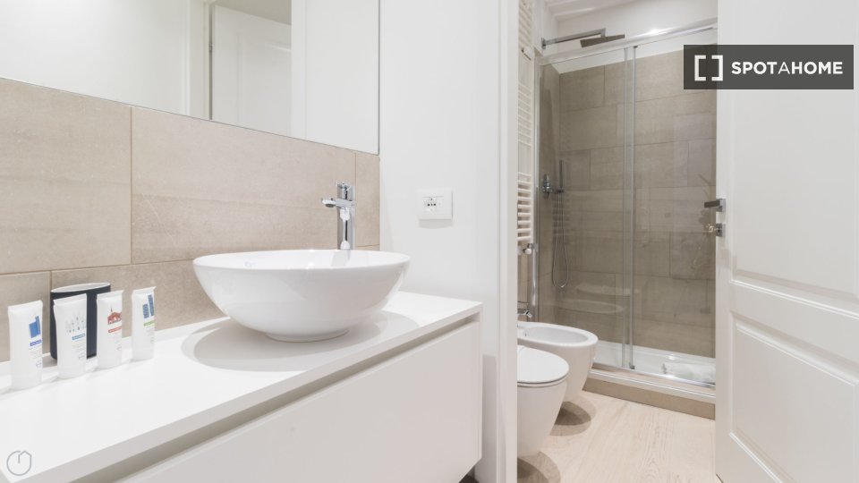 Apartment Milan, 1 bed — photo 17
