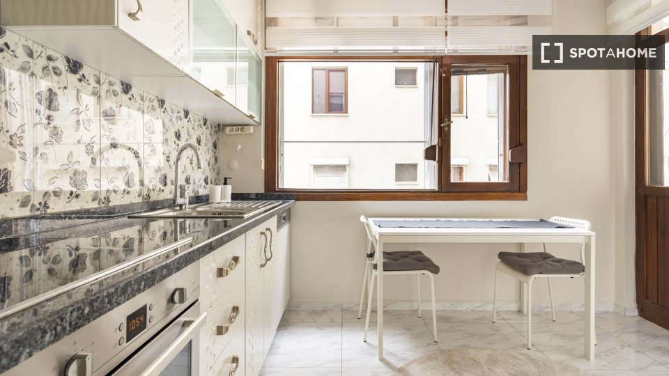 Apartment Istanbul, 1 bed — photo 11