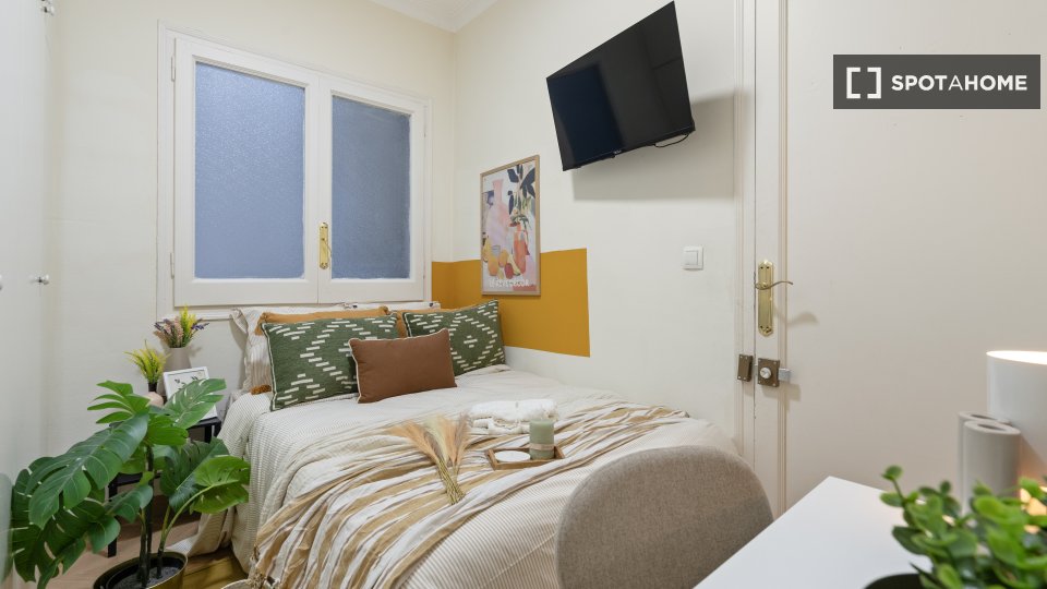 Double room Barcelona, 8 beds, 150m² — photo 32