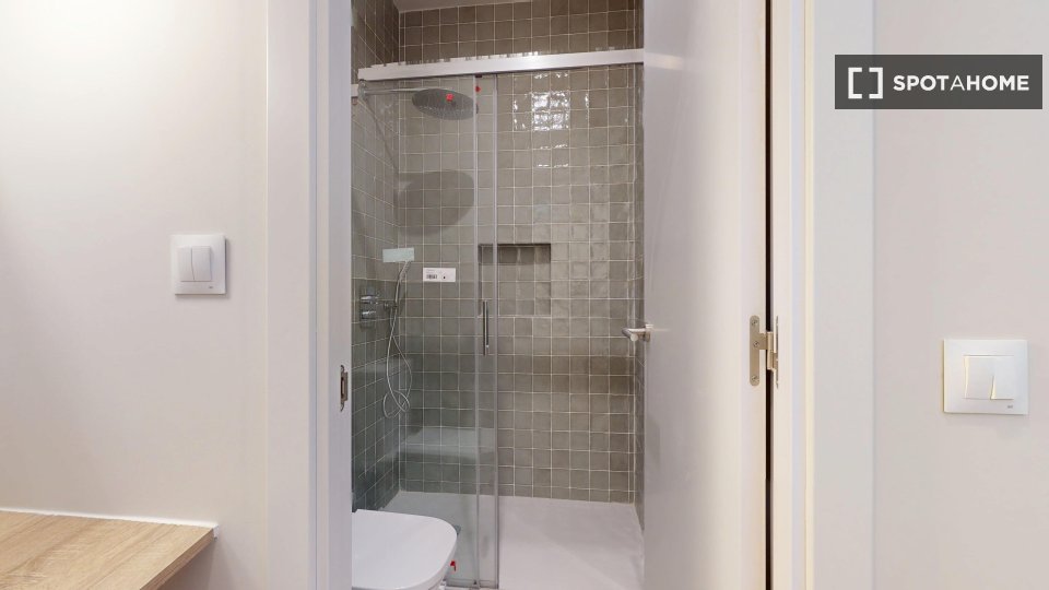 Apartment Madrid, 2 beds, 85m² — photo 3