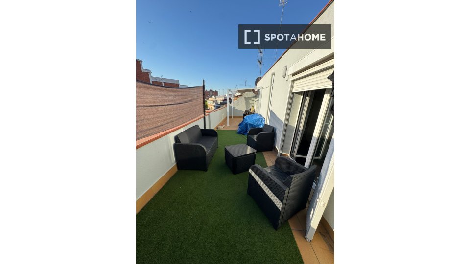 Double room Barcelona, 1 bed, 80m² — photo 5